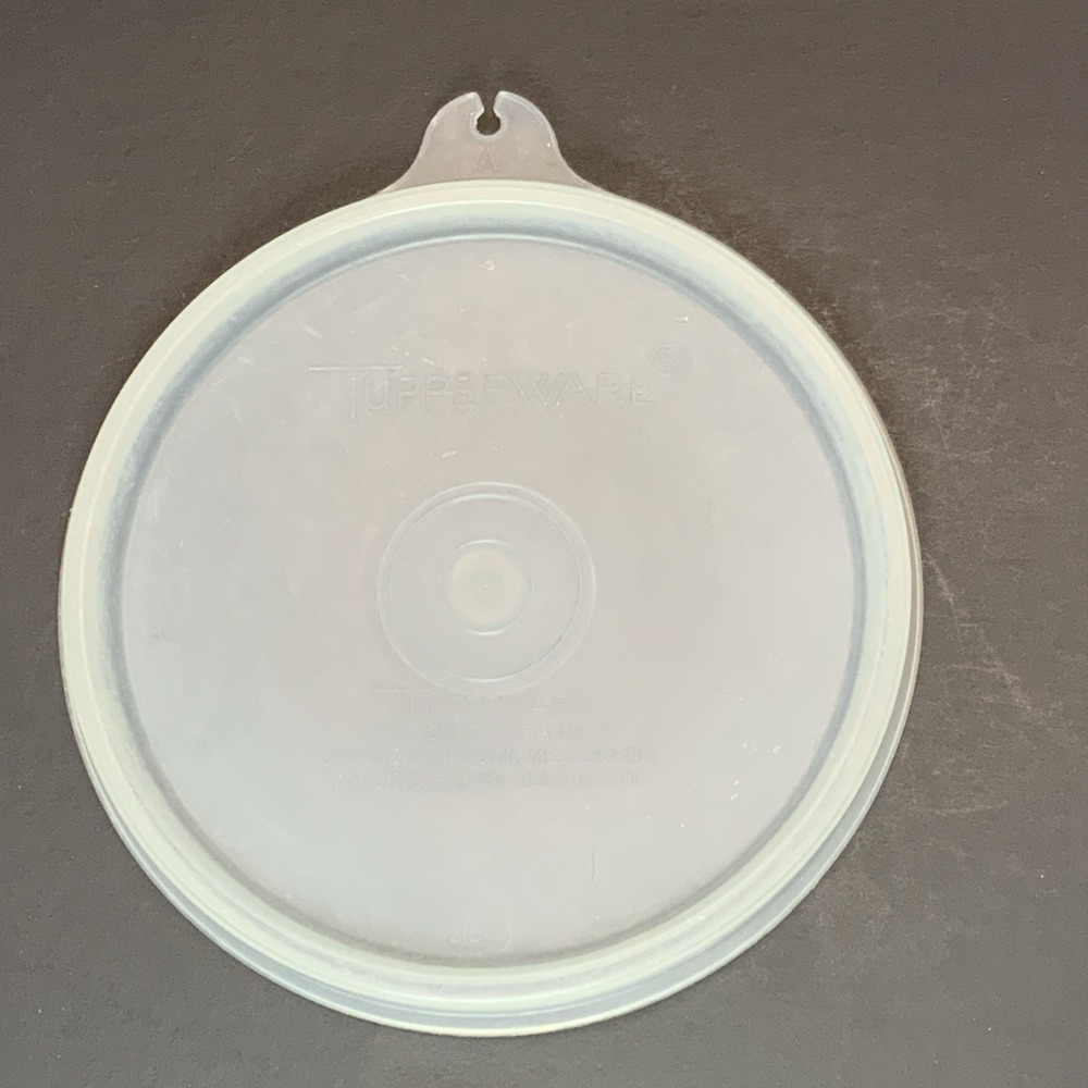 Vintage Tupperware Replacement A Tab Lid #215-47 Sheer Frost USA‎ Tupper Seal